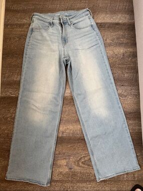 Old Navy High Rise Light Blue Straight Jeans